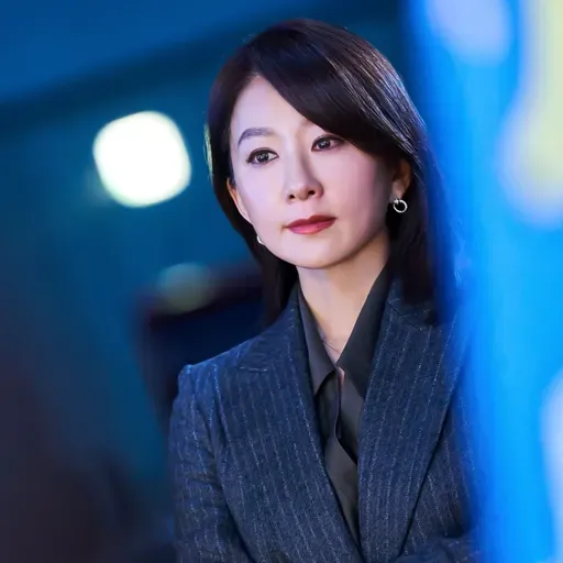 (kdrama review) "queenmaker" will make you scream WOMEN