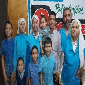 FAMILIA SHALOM EN LA RADIO