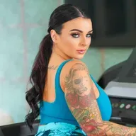 S2 EP21: Payton Preslee x Alex Charger — Treadmill Talk, Real Stories & Workout Chaos | Behind Her Scenes