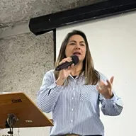 17.06.26 | "Serie: Mulheres que não vivem para si mesmas Tema: "Continue fazendo o bem que a colheita vem" (Patrícia Requena)