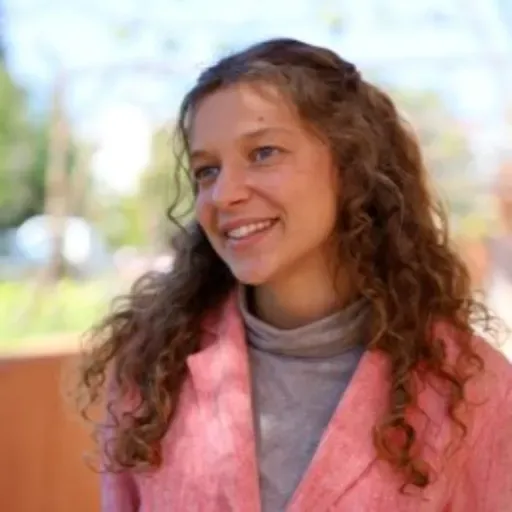 A folha em branco e os espaços não ocupados da atriz Leonor Felgar - Emissão 26-03-2026