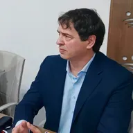 Raúl del Pozo: "Familiares y dirigentes del Partido Socialista han puesto el país al borde del colapso"