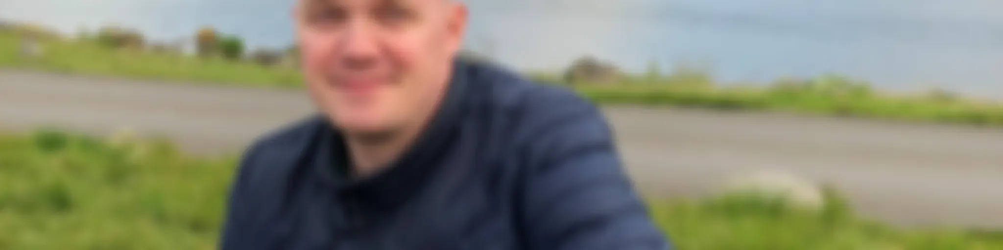 Eitt ljós á gøtu míni