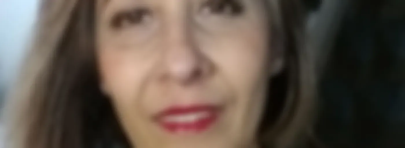 Ariadna Flores Vitelli's tracks