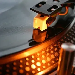 Radio djs Music