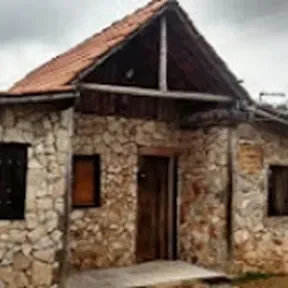 Radio Chale de Pedra