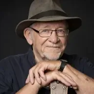 Eric Bogle opens up on his australian anthem song