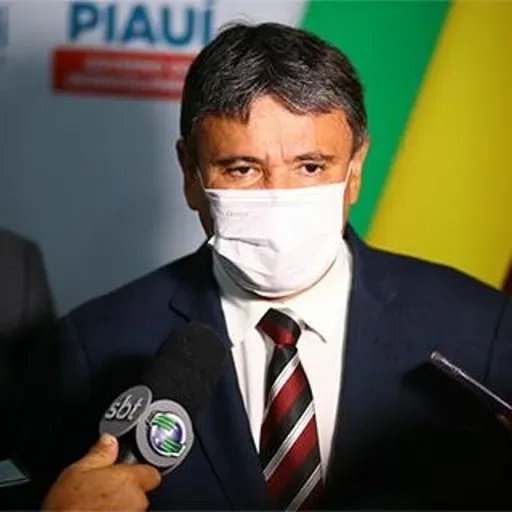 Governadores vão apresentar à Câmara proposta que reduz gasolina a R$ 4,50