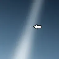 🌎 نقطۀ آبی پریدهرنگ 🌍