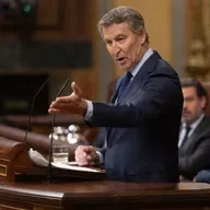 Tertulia: ¿Acierta Feijóo o se equivoca al sacar en el Congreso el negocio de las saunas del suegro de Sánchez?