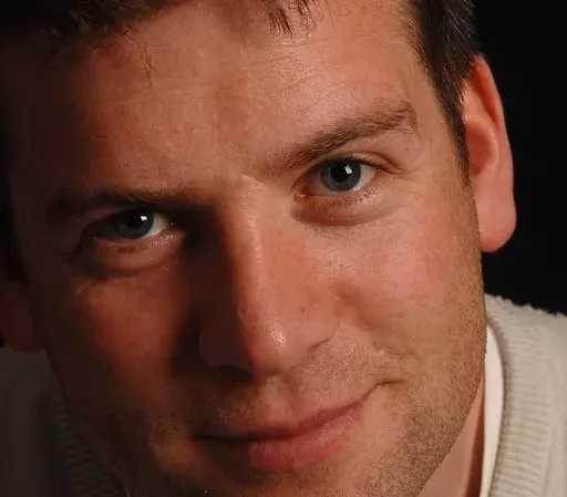 Príomhscéalta an Deiscirt.