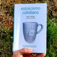 Estoicismo Cotidiano // Sin culpas, sólo Concéntrate (4 de agosto)