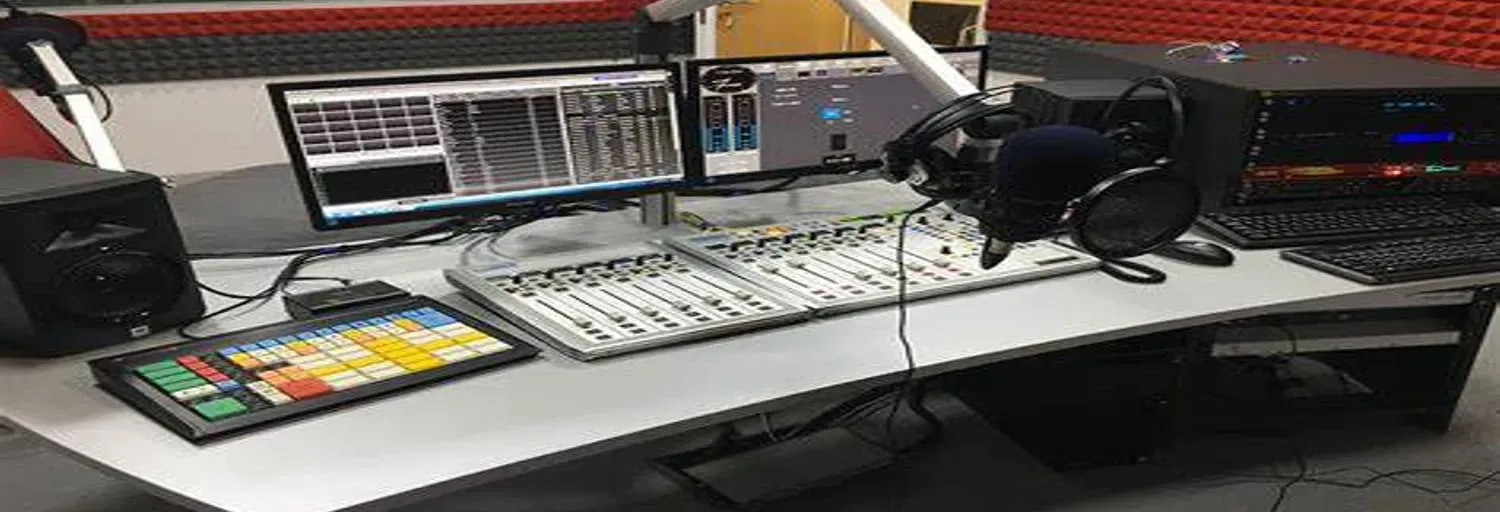 PODEROSA EP 6226 FM