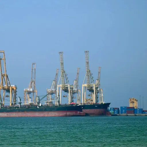 How much leverage does Iran really have over oil trade?