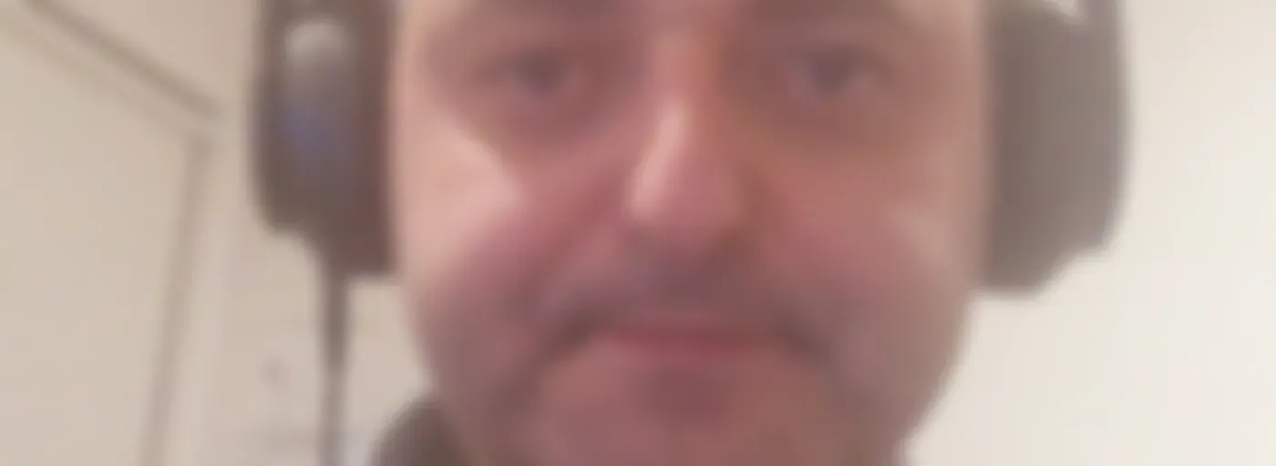 عادل العجاتي