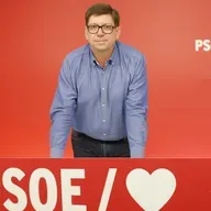 Tertulia: El PSOE ya no tiene ni conejo ni chistera