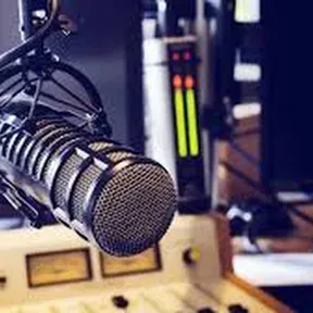 La voz de la noche