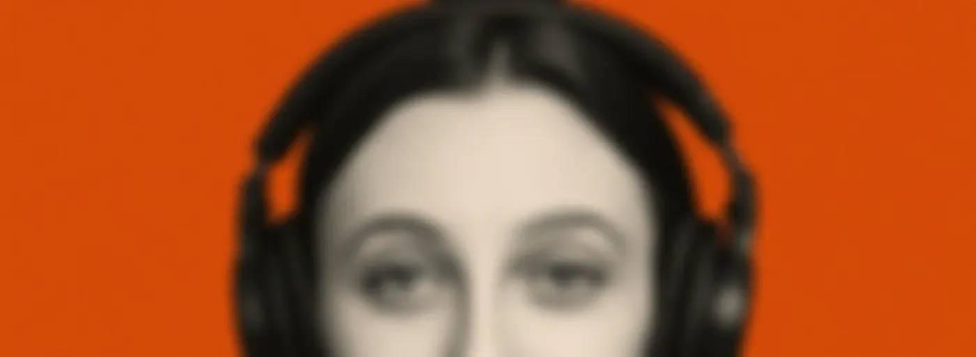 Emma Chamberlain - Audio Biography