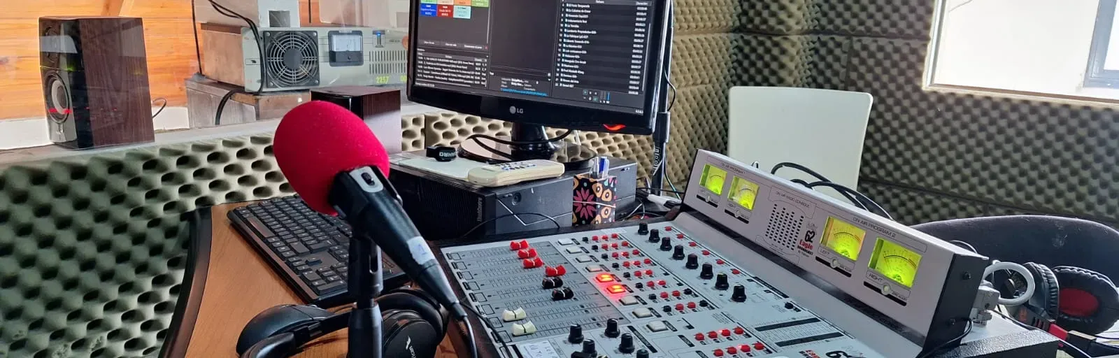 Fm Fénix Vox 100.3