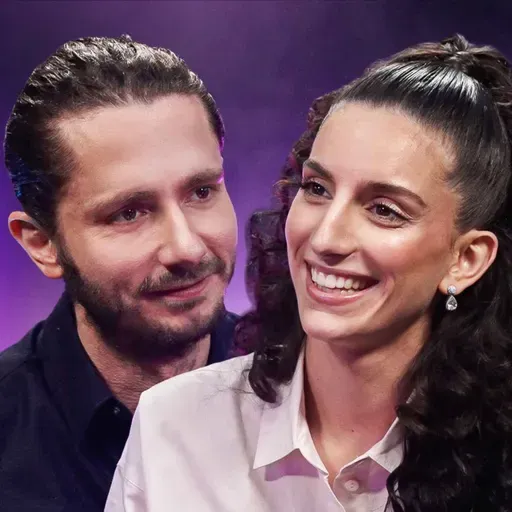 MEL ET FERNANDE : À 23 ANS, ELLE SORT SA MAMIE DE 102 ANS DE L’EHPAD ET RÉALISE TOUS SES RÊVES !