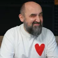 Аляксандр Кныровіч. Déjà vu: дрон ізноў ударыў па беларускім аўтобусе ў Бранскай вобласці РФ.