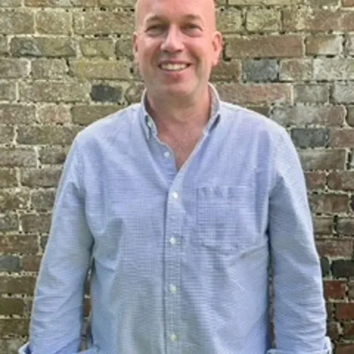 How should midlifers start investing in gold? Interview Simon Popple