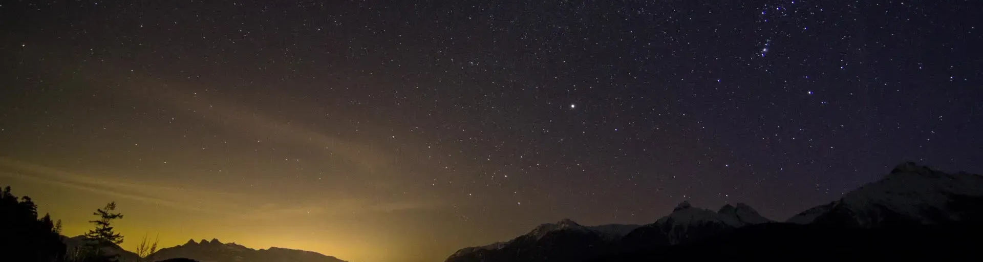 QUE RADIO ROMANTICOS