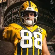 Micah Pide Trade, Más Uniformes y La Pretemporada