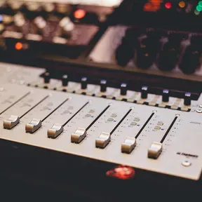 Radio-Modelo56