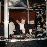 5/8 : radio at letnik — interesnye oshysheniya