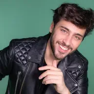 Billboard VOCES - Lizardo Ponce