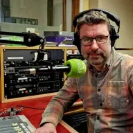 Fear na Ríomhairí, Andy Caomhánach.