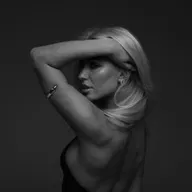 Alina Kini ‒ October Podcast, 2025