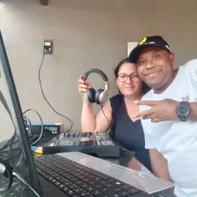 RADIO GUEST DJ SALVIANO
