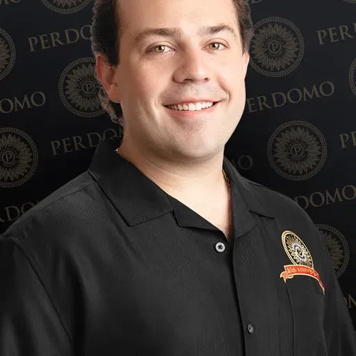 #ELOSOFUMARTAKES - 258th Take - with Nicholas Perdomo III of Perdomo Cigars