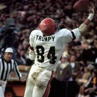 Épica Remontada de Bears, Cam Little Rompe Récord y los Mejores Trades