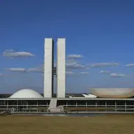 Congresso aprova Orçamento com superávit de R$ 34,5 bilhões e R$ 61 bi em emendas