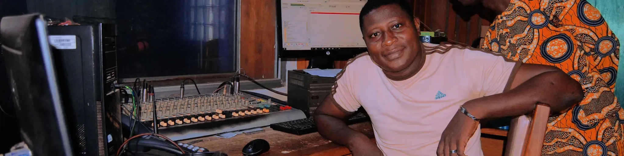 RADIO WEKE
