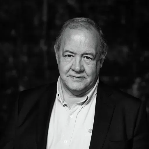 António Costa Silva (parte 2):  “O pirilampo usa a escuridão para se iluminar. E em toda a escuridão que existe, nós podemos ser sempre pirilampos”