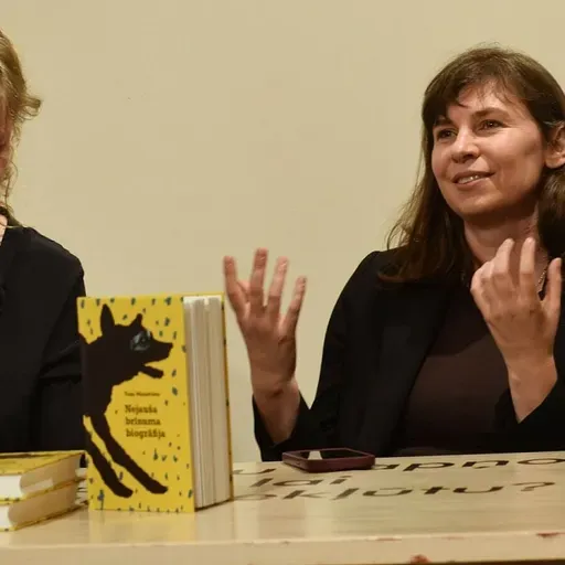 Māra Poļakova: "Nejauša brīnuma biogrāfija" ir grāmata, kas uzrakstīta arī par mums