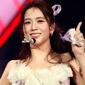 Jisoo Siaran
