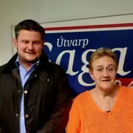 kerfisbindni - Arnar Freyr Reynisson & Arndís Hauksdóttir