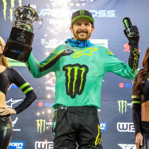 «После клетчатого флага». Сезон 2022 года. Эпизод 8.