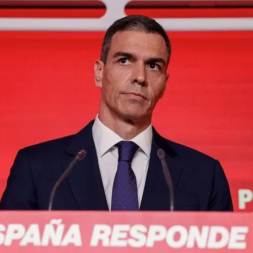 Tertulia: el PSOE, en crisis total