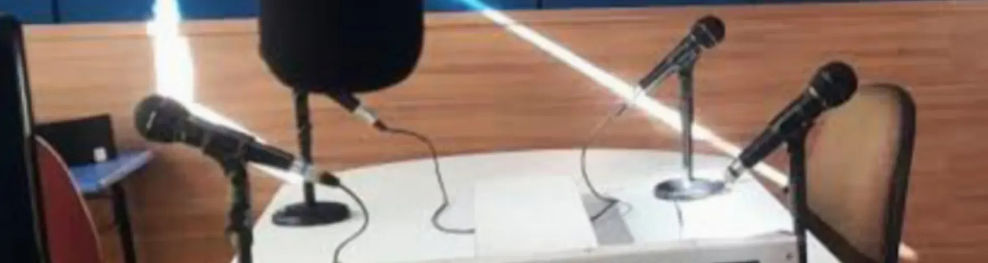 rádio hoyenoó