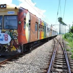 Subúrbio_ferroviario
