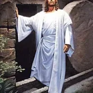 ¡El Señor venció a la muerte! No lo olvides! Él está vivo y quiere que tú lo encuentres y que lo invites a tu lado.