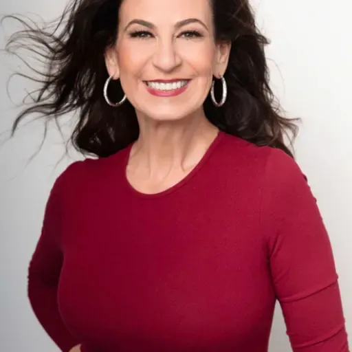 How to Clear Your Story to Become a Magnet for Miracles? | Guest Riana Malia