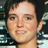 Salapärane tunnel, laevalt kadunud Amy, seiklejast hiiu neiu ja rappuv voodi