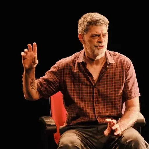 Eduardo Moscovis sobre sucesso de monólogo e retorno às novelas: 'resultado de um acúmulo de experiências'
